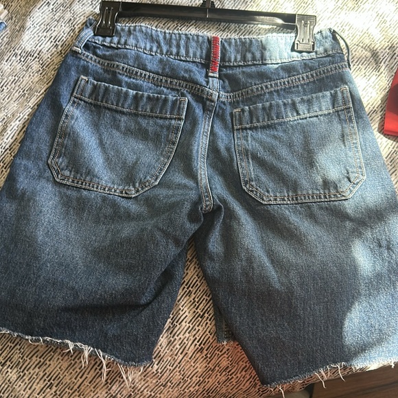 Hollister Blue Denim Low-Rise Baggy Jeans - Picture 2 of 3